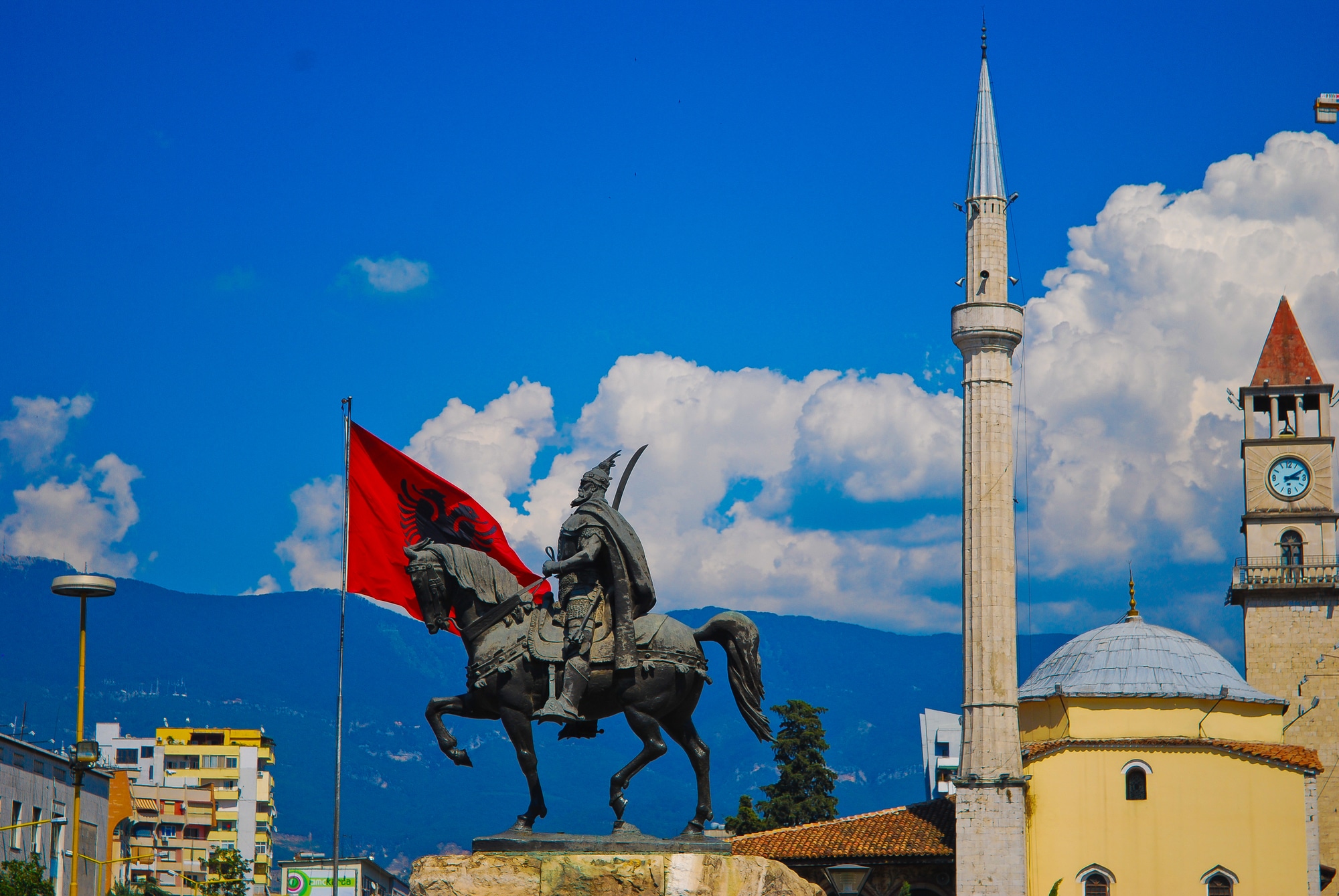 5 причин купить и использовать прокси из Албании