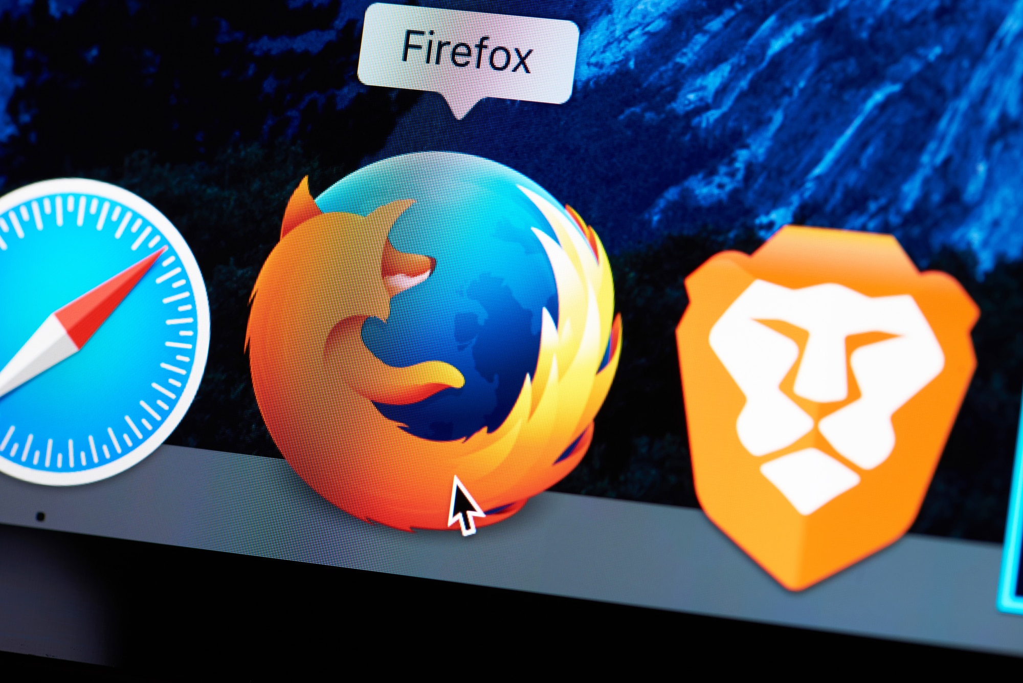 Brave'i ja Firefoxi võrdlemine: ainulaadsed omadused ja funktsioonid